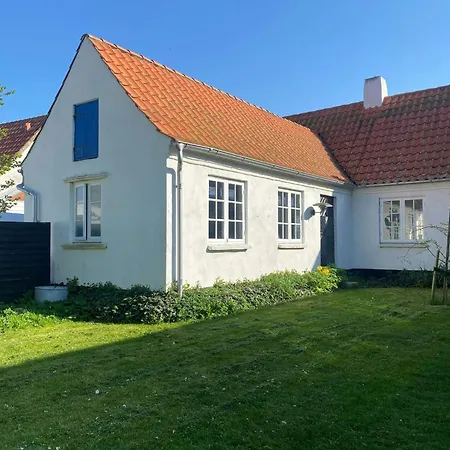 Fisherman's House By Lillebaelt With A Unique View