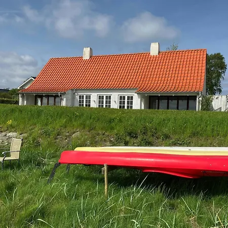 Fisherman's House By Lillebaelt With A Unique View *