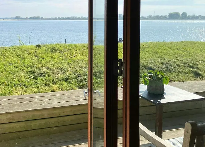 Fisherman's House By Lillebaelt With A Unique View * Haderslev