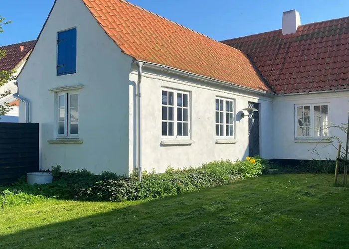 Fisherman's House By Lillebaelt With A Unique View Haderslev